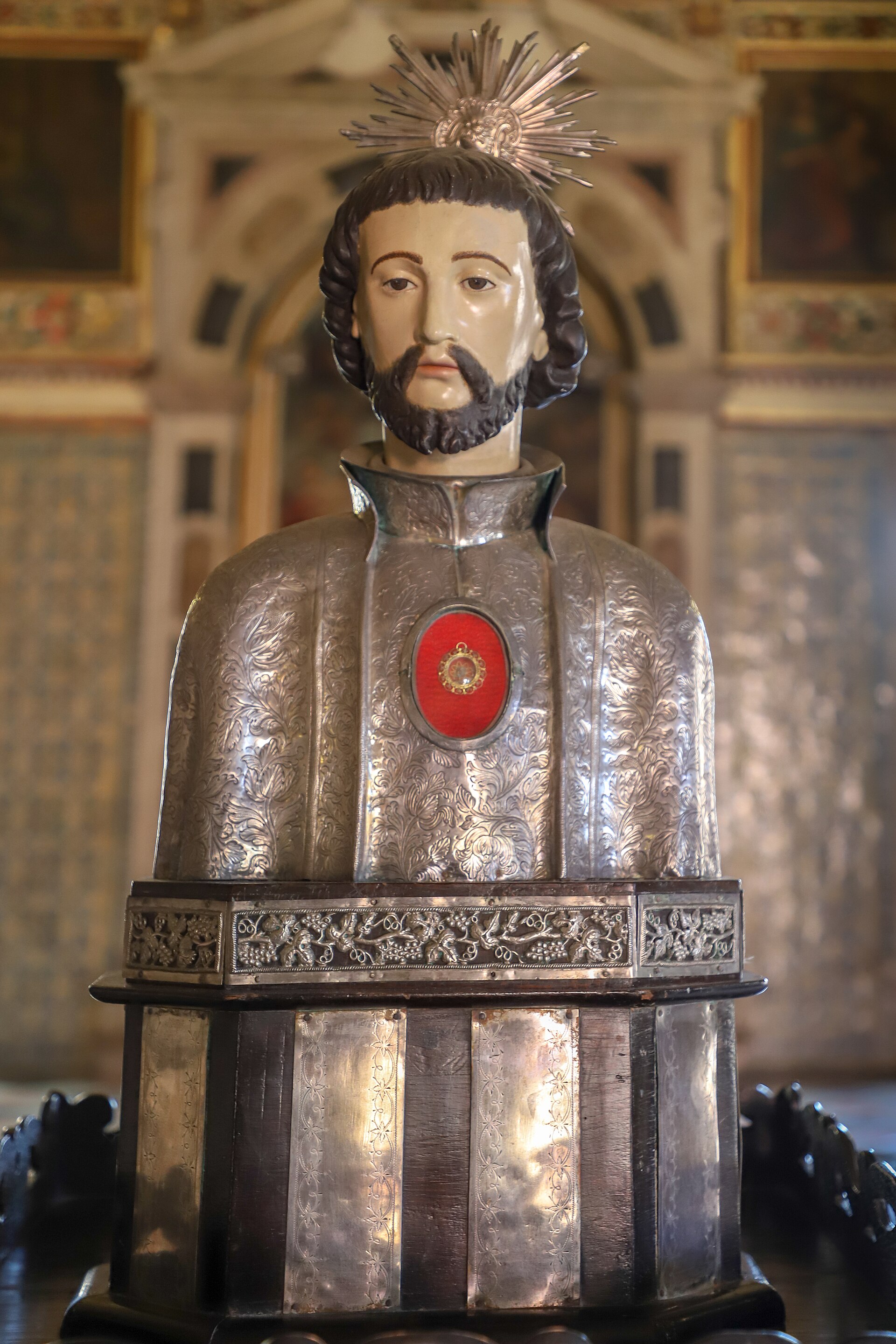 Imagem de referência de São Francisco Xavier, descrito nos dados abertos como busto relicário
