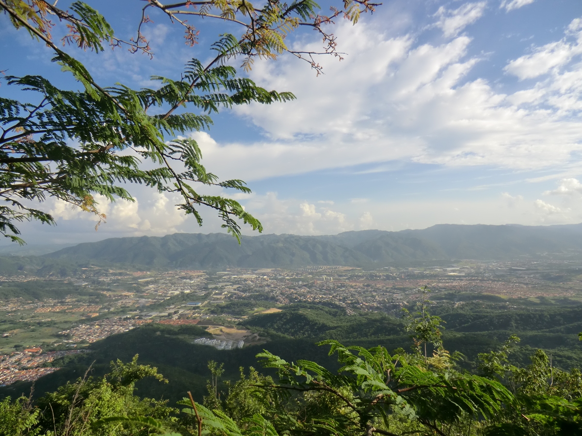 Imagem de referência relacionada a Guatire, item descrito como cidade da Venezuela