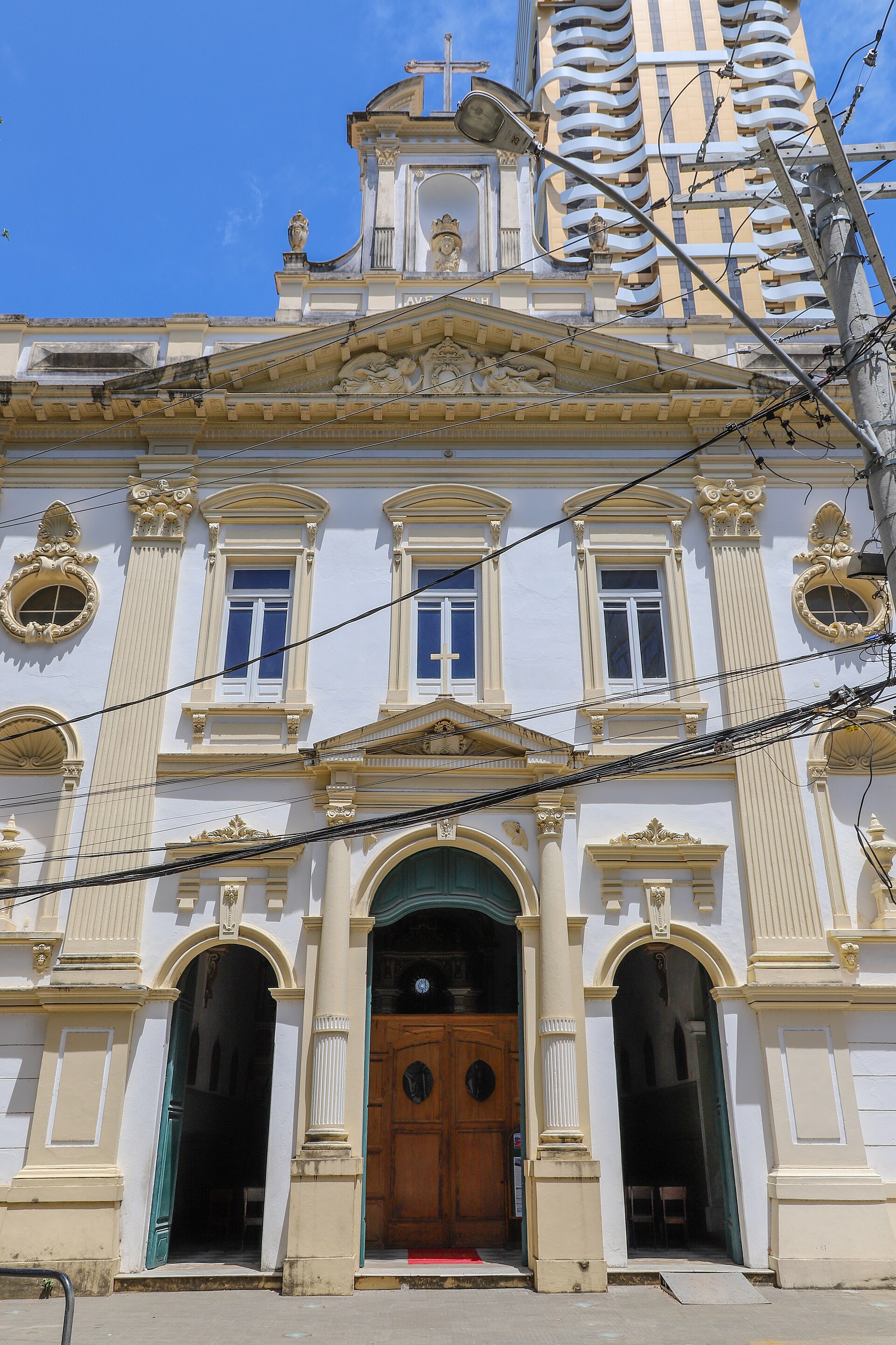 Imagem de referência de Igreja de Nossa Senhora da Vitória, descrito nos dados abertos como igreja tombada pelo Instituto do Patrimônio Artístico e Cultural da Bahia na cidade de Salvador