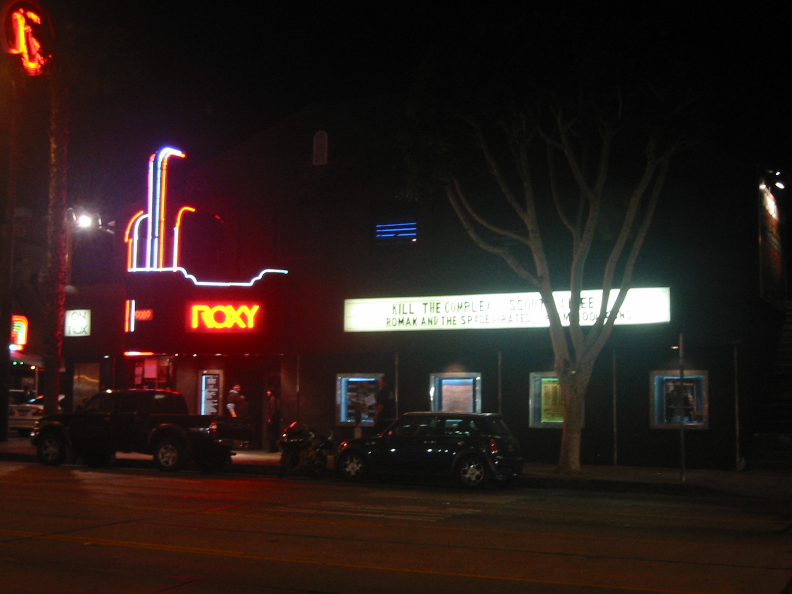Imagem de referência de Roxy Theatre, descrito nos dados abertos como boate do estado da Califórnia