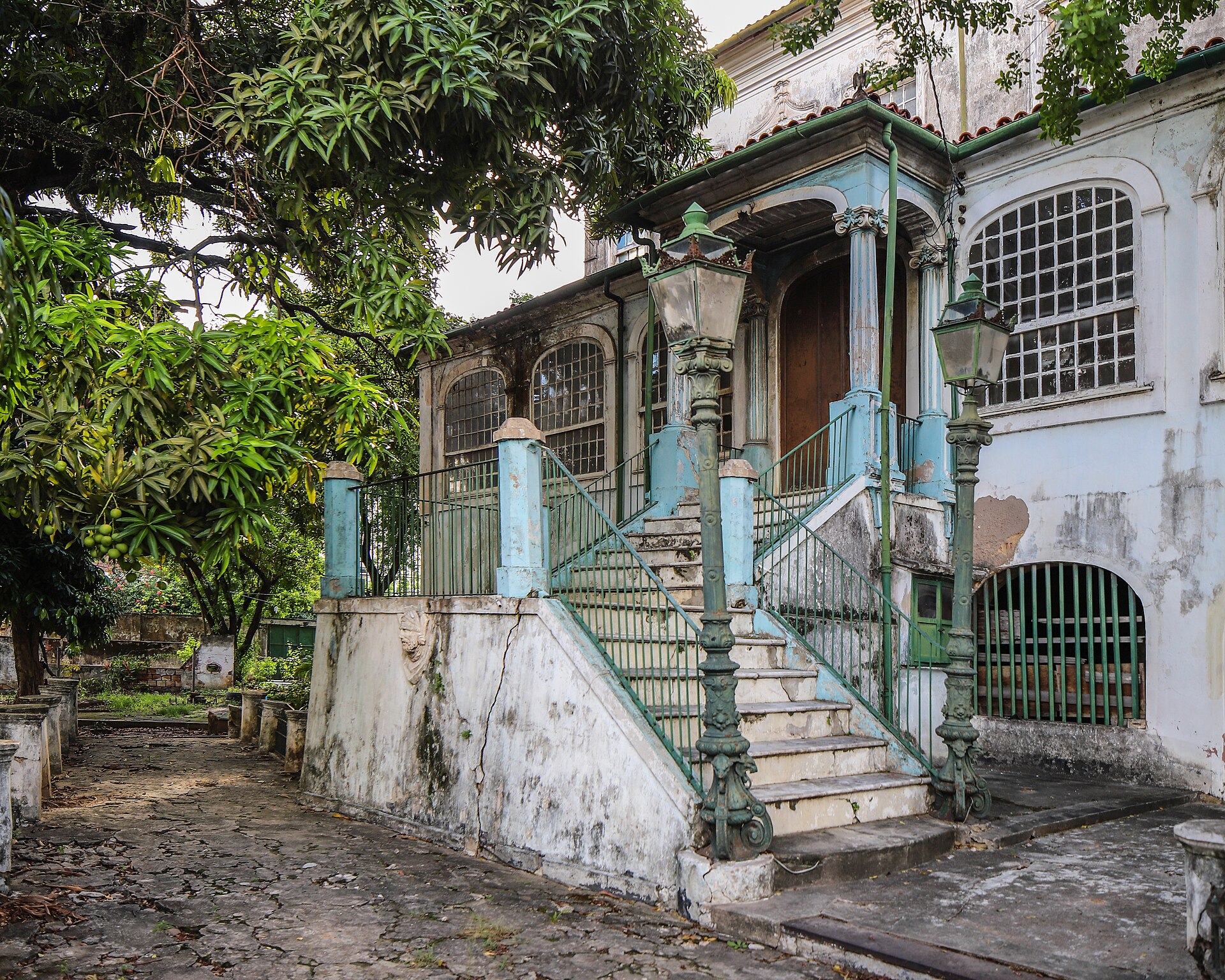 Imagem de referência de Casa Marback, descrito nos dados abertos como casa e bem tombado pelo Instituto do Patrimônio Artístico e Cultural da Bahia no bairro de Bonfim na cidade de Salvador
