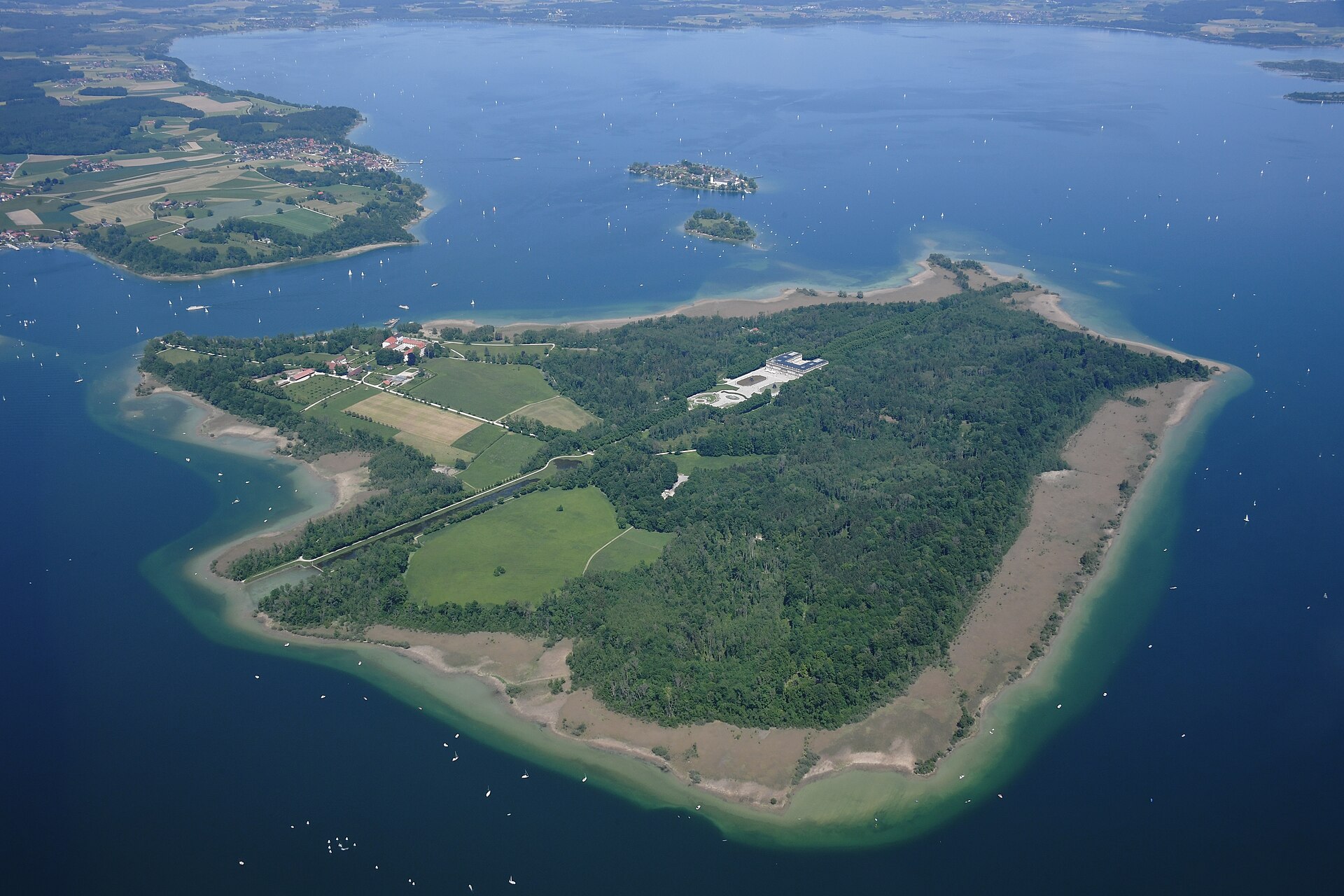 Imagem de referência relacionada a Chiemsee (município), item descrito como registro de referência sobre Chiemsee (município), organizado a partir de dados estruturados abertos