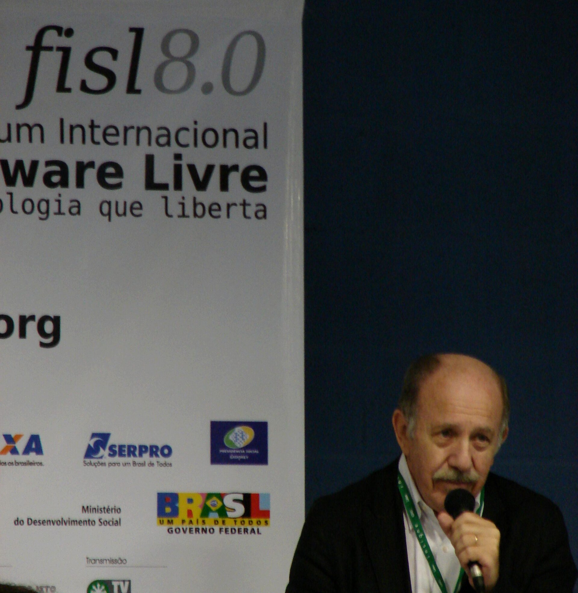 Imagem de referência de Paul Singer, descrito nos dados abertos como economista e ex-secretário nacional de Economia Solidária do Brasil