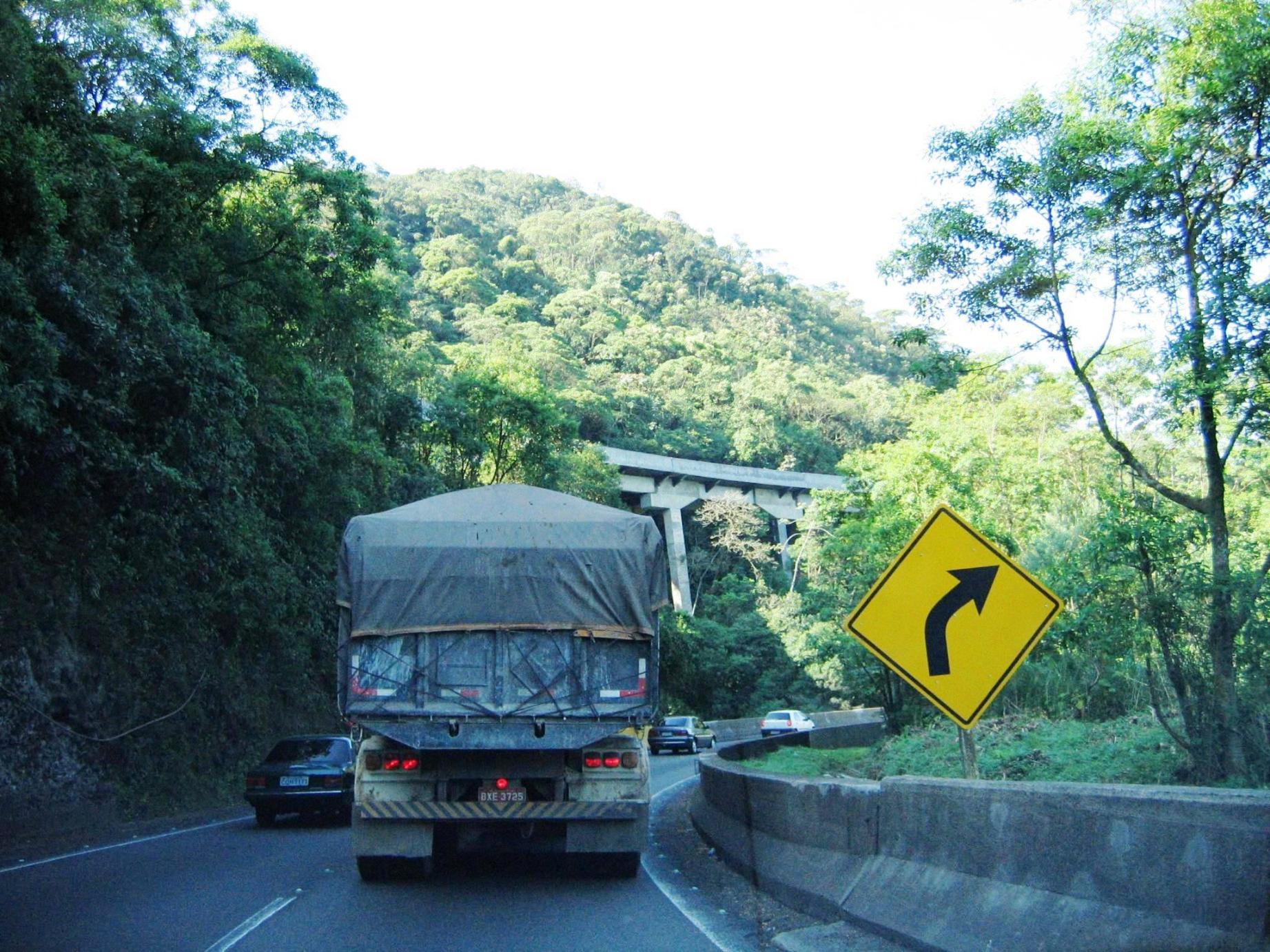 Imagem de referência de Rodovia Anchieta, descrito nos dados abertos como rodovia estadual de São Paulo entre São Paulo e a Baixada Santista. O maior corredor de exportação da América Latina