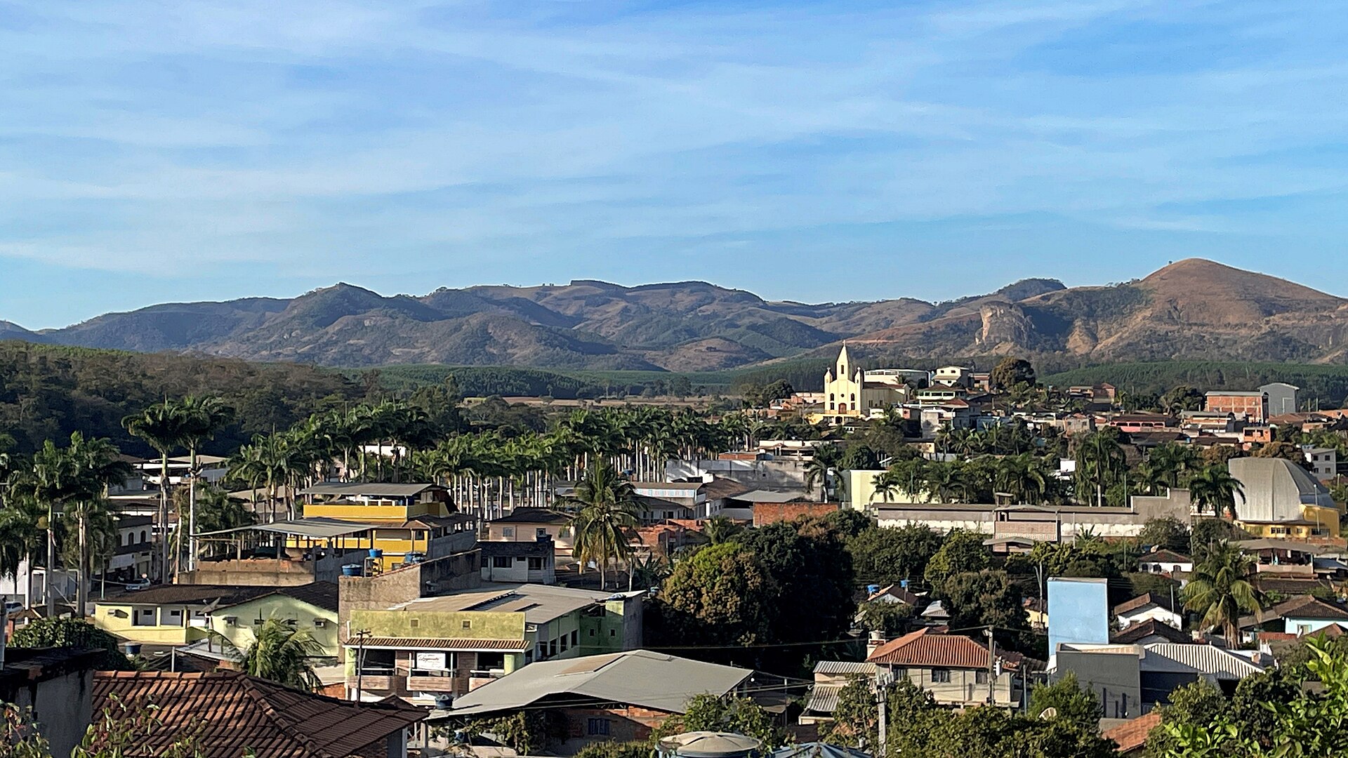 Imagem de referência de Pingo-d'Água, descrito nos dados abertos como município brasileiro do estado de Minas Gerais
