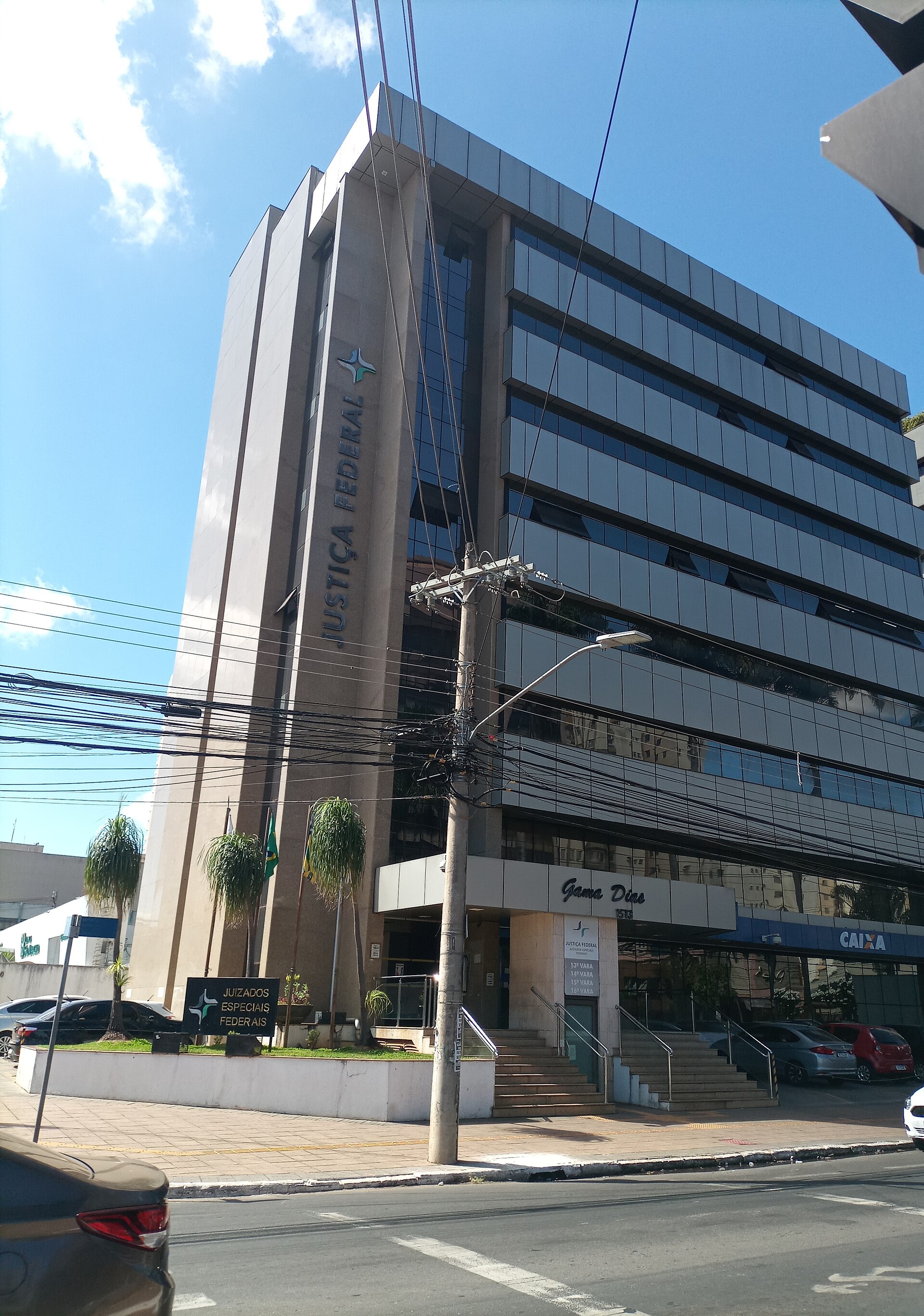 Imagem de referência de Tribunal Regional Federal da 1ª Região, descrito nos dados abertos como tribunal da Justiça Federal comum do Brasil, com sede em Brasília