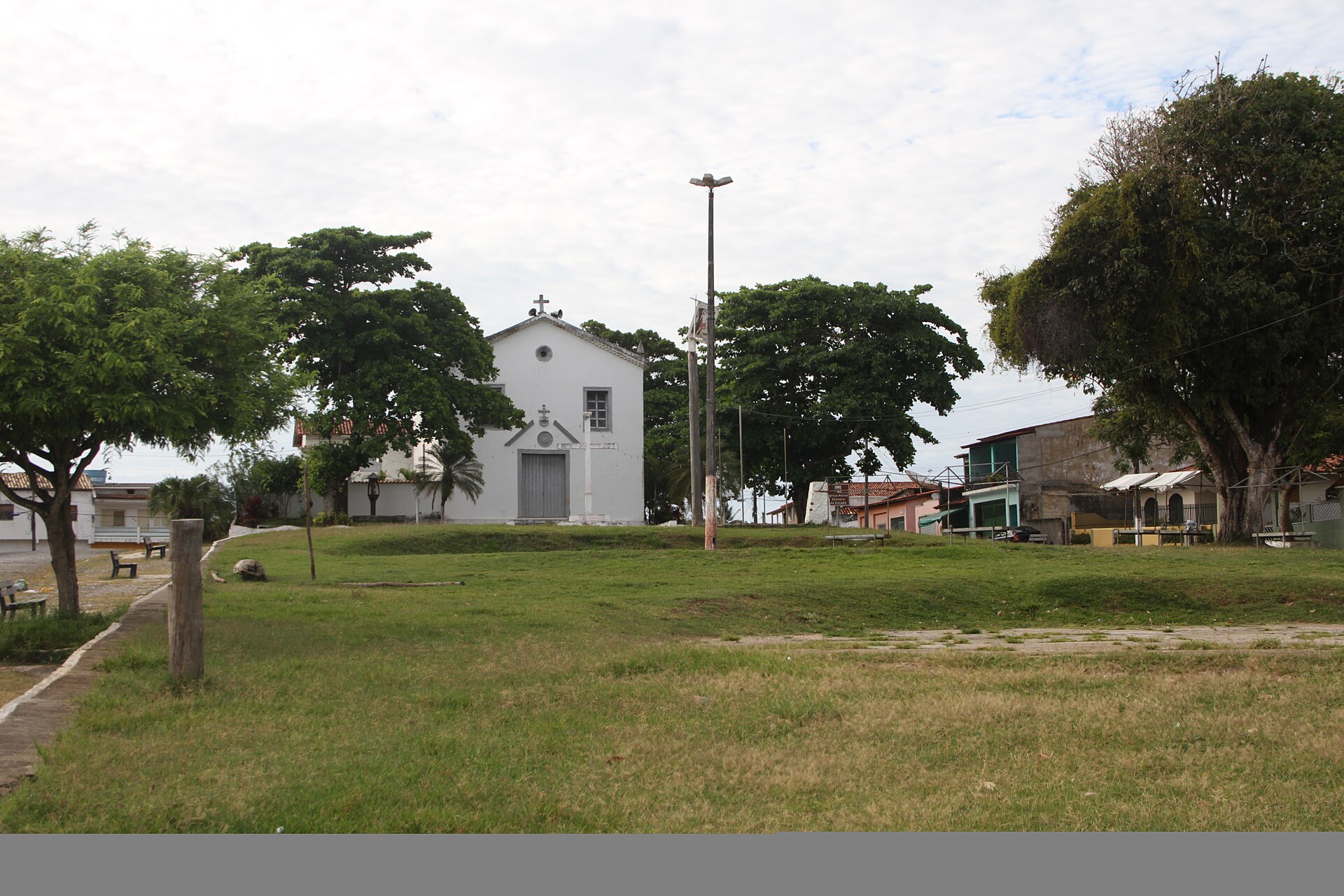 Imagem de referência de Igreja Nossa Senhora das Escadas, descrito nos dados abertos como igreja em Olivença, Ilhéus, Bahia
