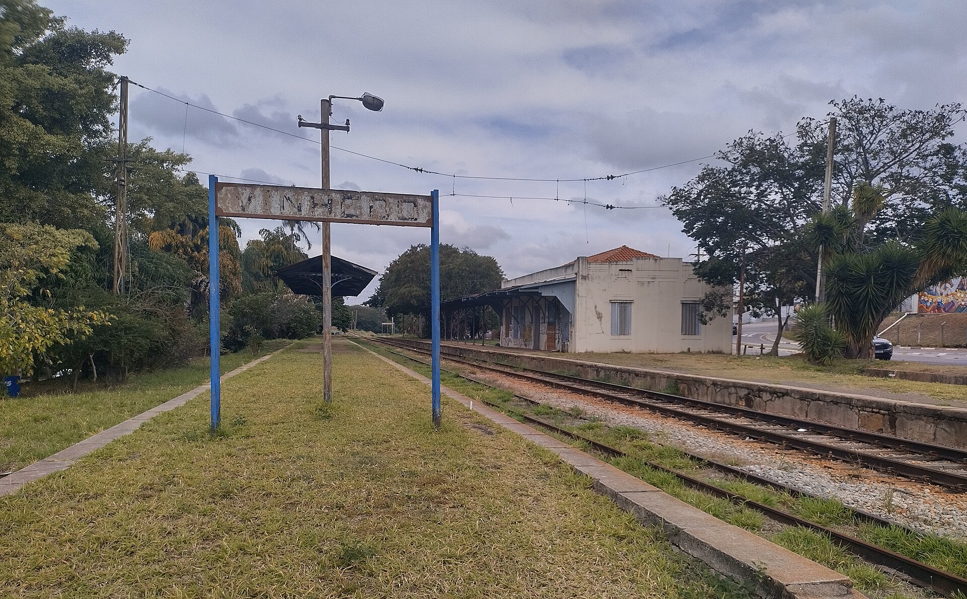 Imagem de referência de Estação Vinhedo, descrito nos dados abertos como antiga estação ferroviária; bem tombado pelo CONDEPHAAT na cidade de Vinhedo