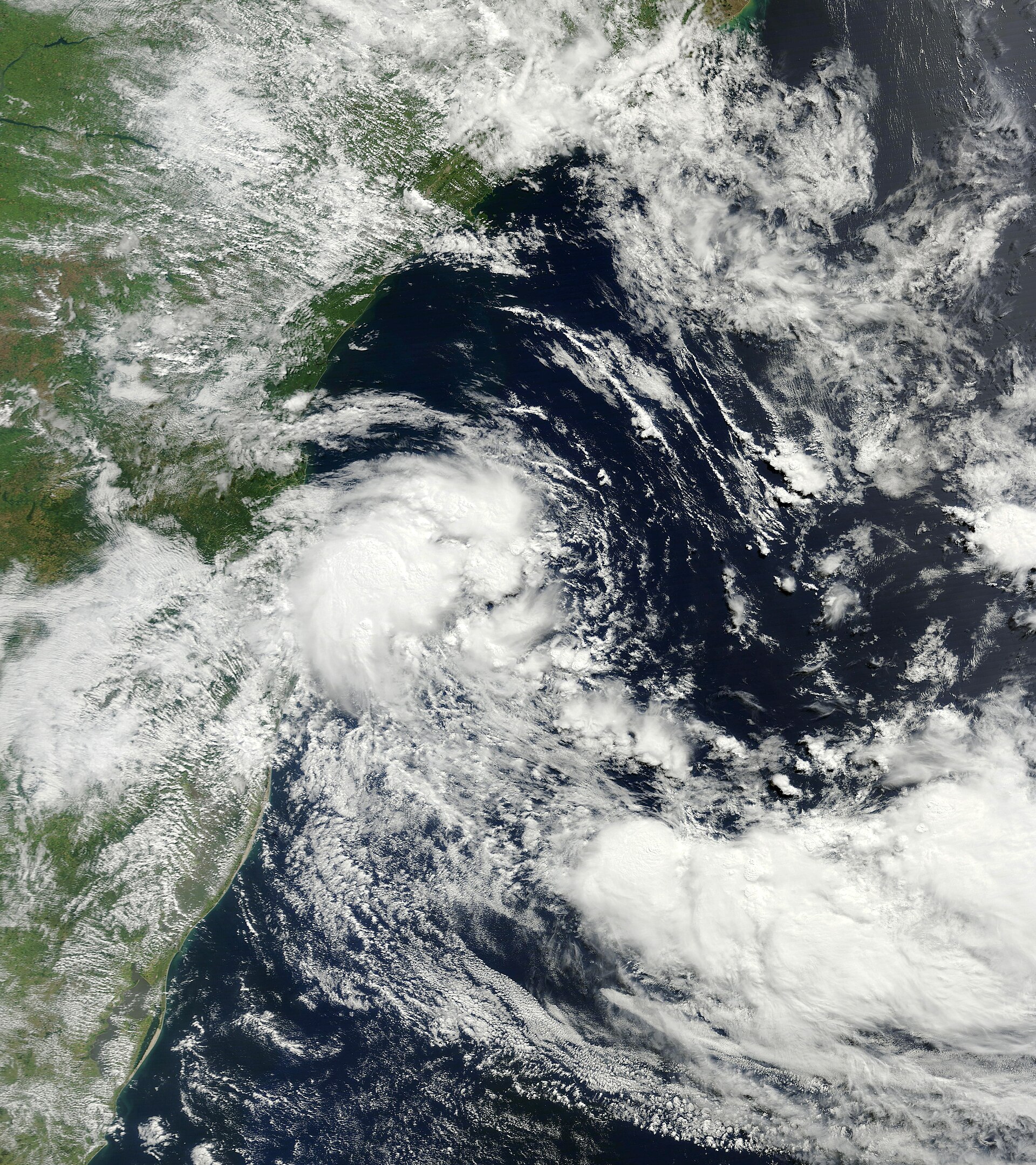 Imagem de referência de Tempestade subtropical Cari, descrito nos dados abertos como a terceira tempestade subtropical oficialmente nomeada pela Marinha do Brasil desde o furacão Catarina de 2004