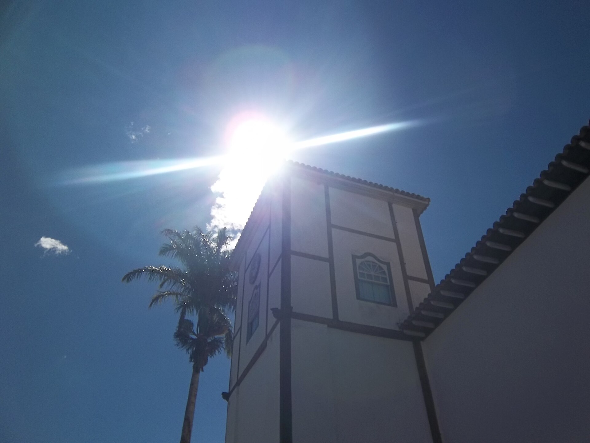 Imagem de referência de Igreja Matriz de Nossa Senhora do Rosário (Pirenópolis), descrito nos dados abertos como igreja em Pirenópolis, Brasil
