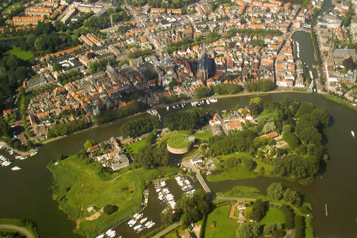 Imagem de referência relacionada a Weesp, item descrito como registro de referência sobre Weesp, organizado a partir de dados estruturados abertos