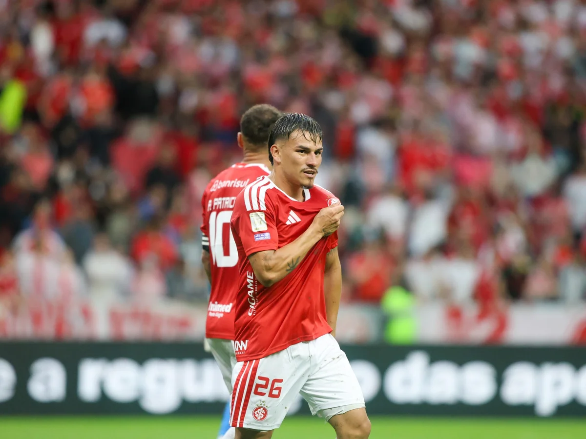 Brasileirão: Internacional bate Botafogo por 3 x 0 no Beira-Rio