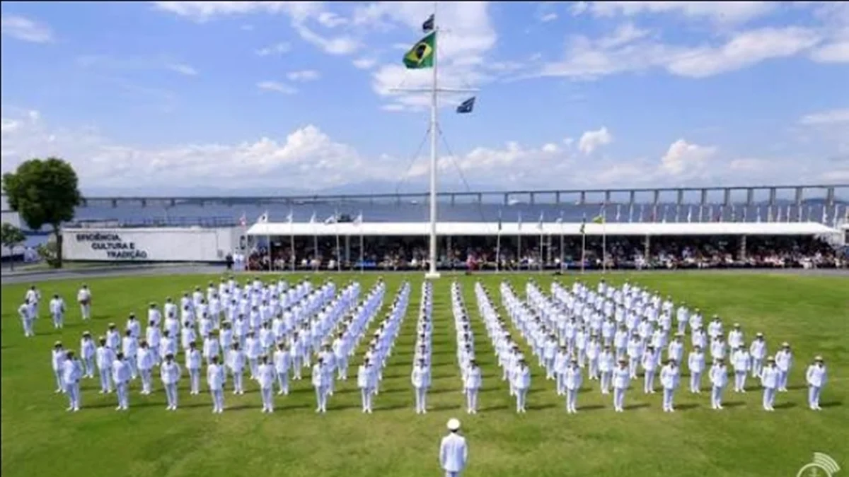 Concurso da Marinha tem 374 vagas com salário inicial de mais de R$ 9 mil