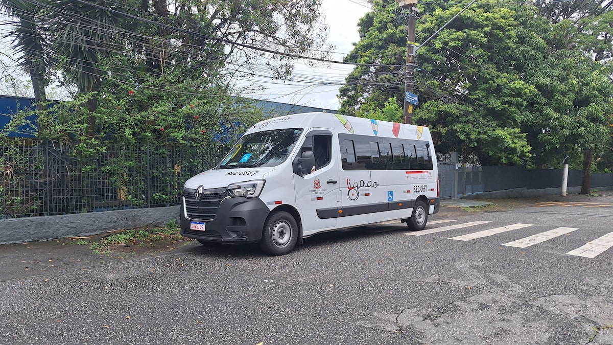 Mudança de local de votação entre escolas a 700m uma da outra divide eleitores na zona norte de SP