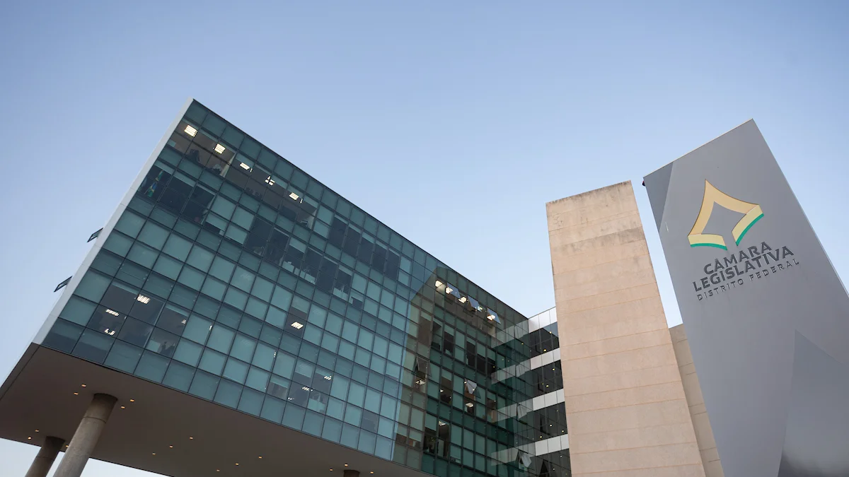 Patrimônios de deputados distritais vão de "zero" a R$ 13 milhões no DF