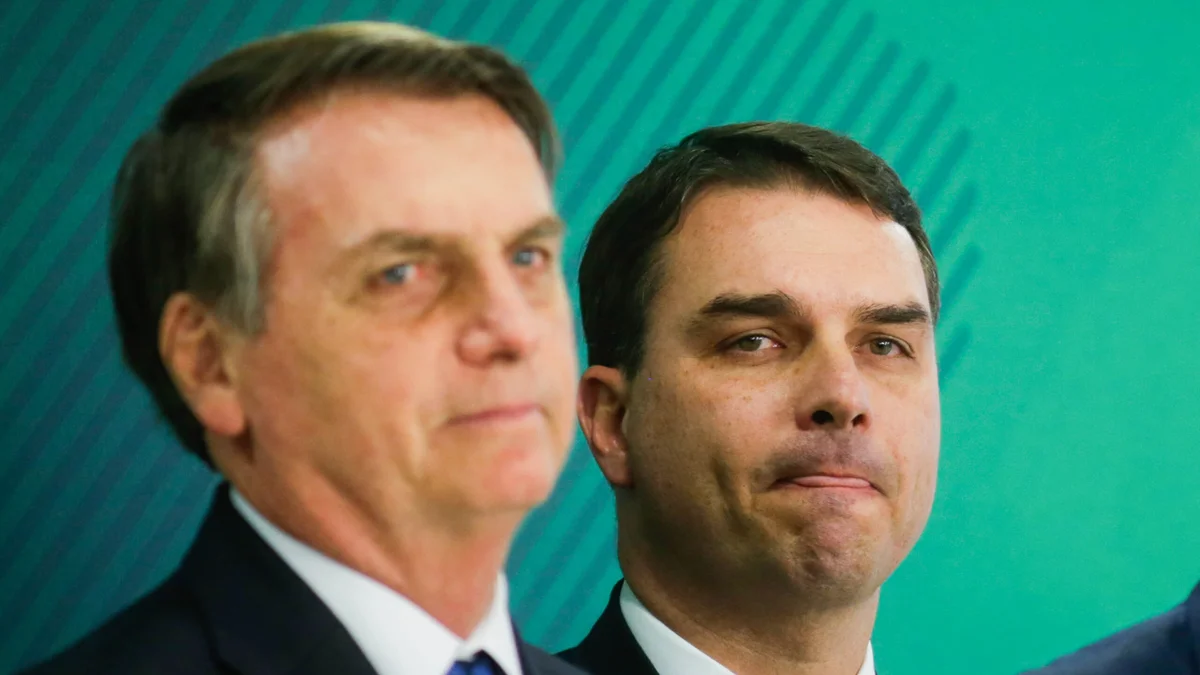 Pedras votando em britadeiras (por Felipe Sampaio)