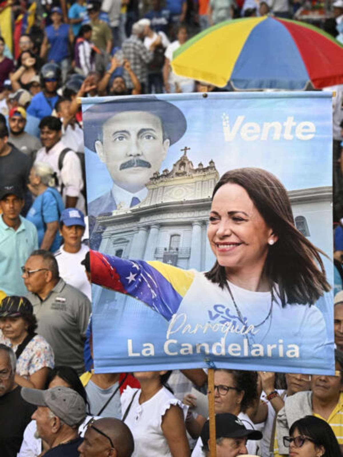 Milhares vão às ruas na Venezuela para exigir eleições e o retorno de María Corina Machado