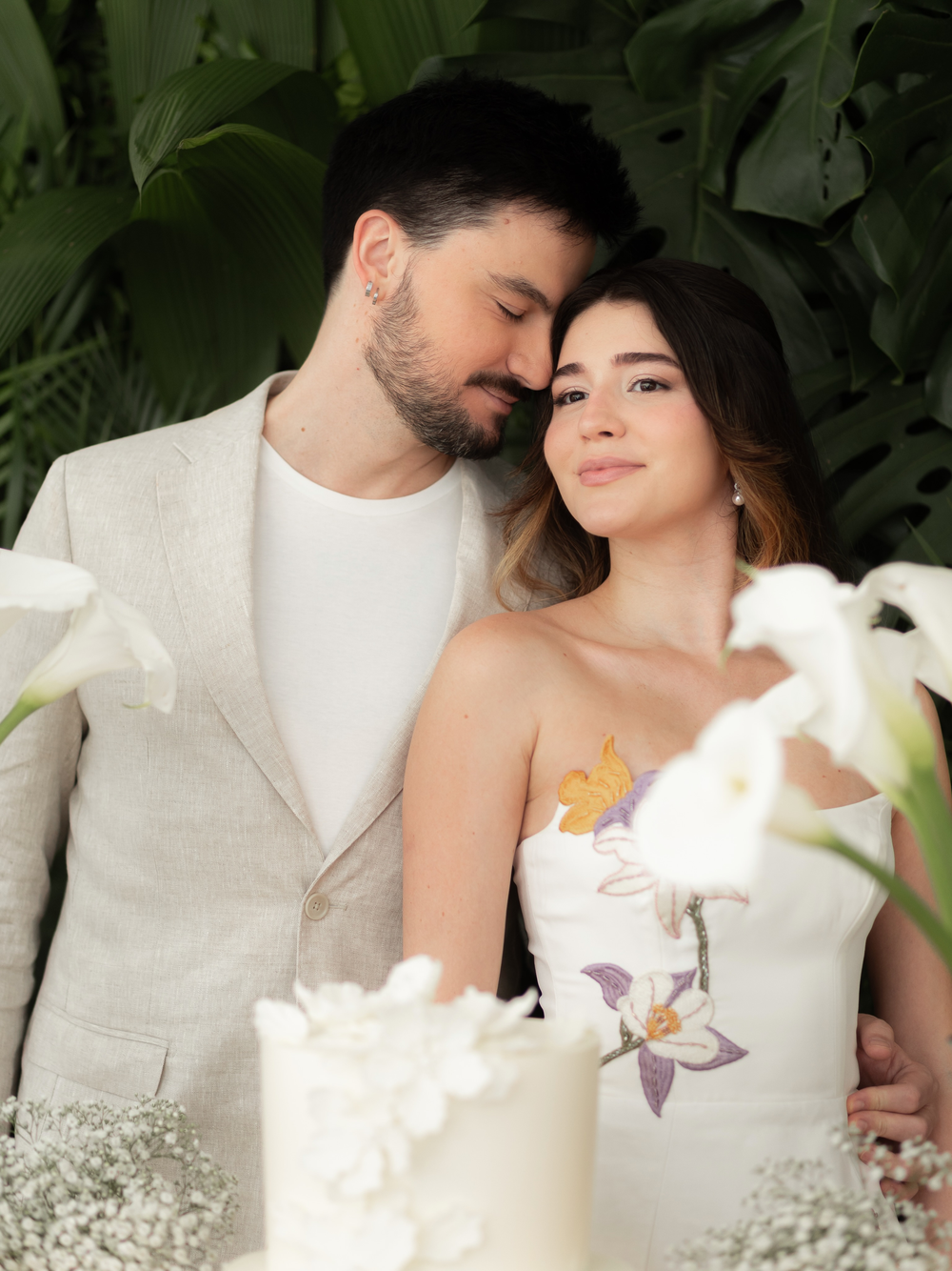 Felipe Neto e Juliane Carvalho oficializam união — Foto: Reprodução/Instagram