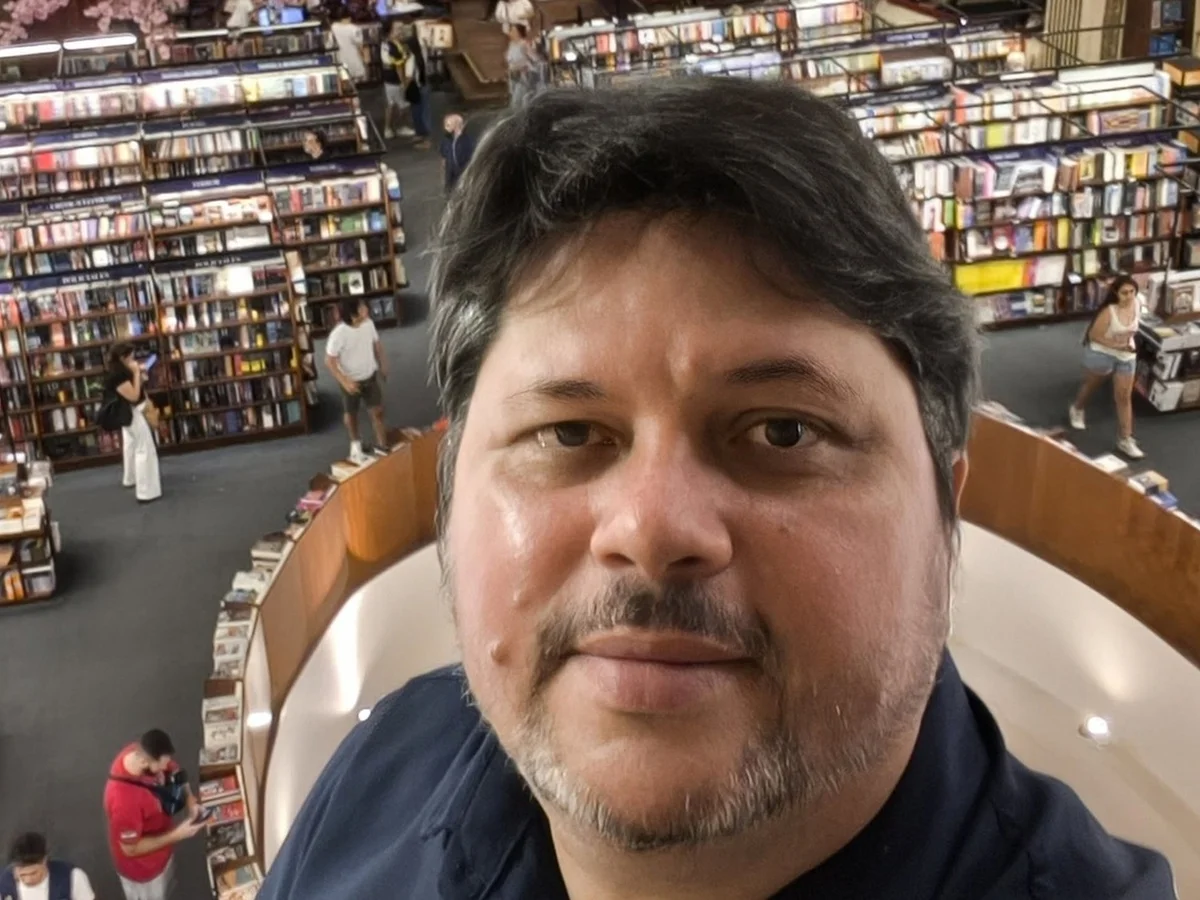 Governo da Argentina deporta jornalista brasileiro crítico de Javier Milei