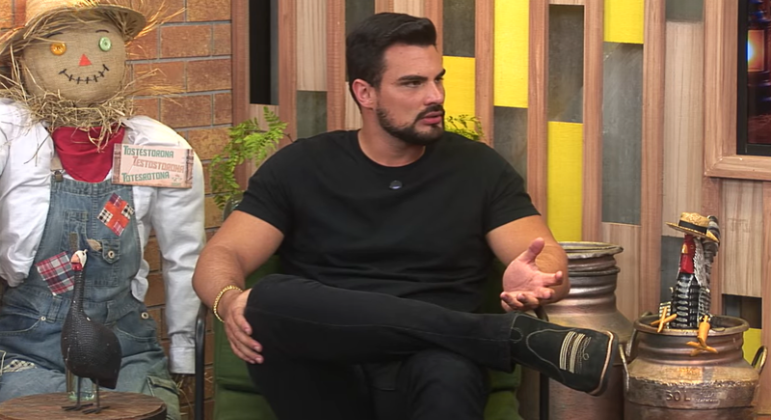 Renê Thristan detona Daniel Erthal e faz revelação surpreendente: ‘A Mônica eu daria um beijão!’