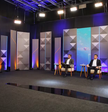 Candidatos ao governo de SC estão no estúdio da NSC TV para debate Foto: Foto: Patrick Rodrigues/NSC