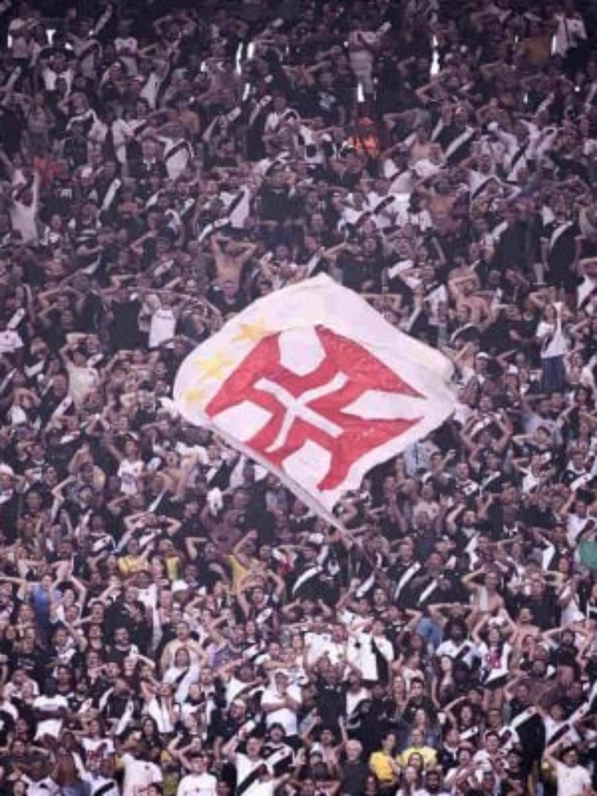 Torcida do Vasco esgota ingressos para o Maracanã contra o Boca