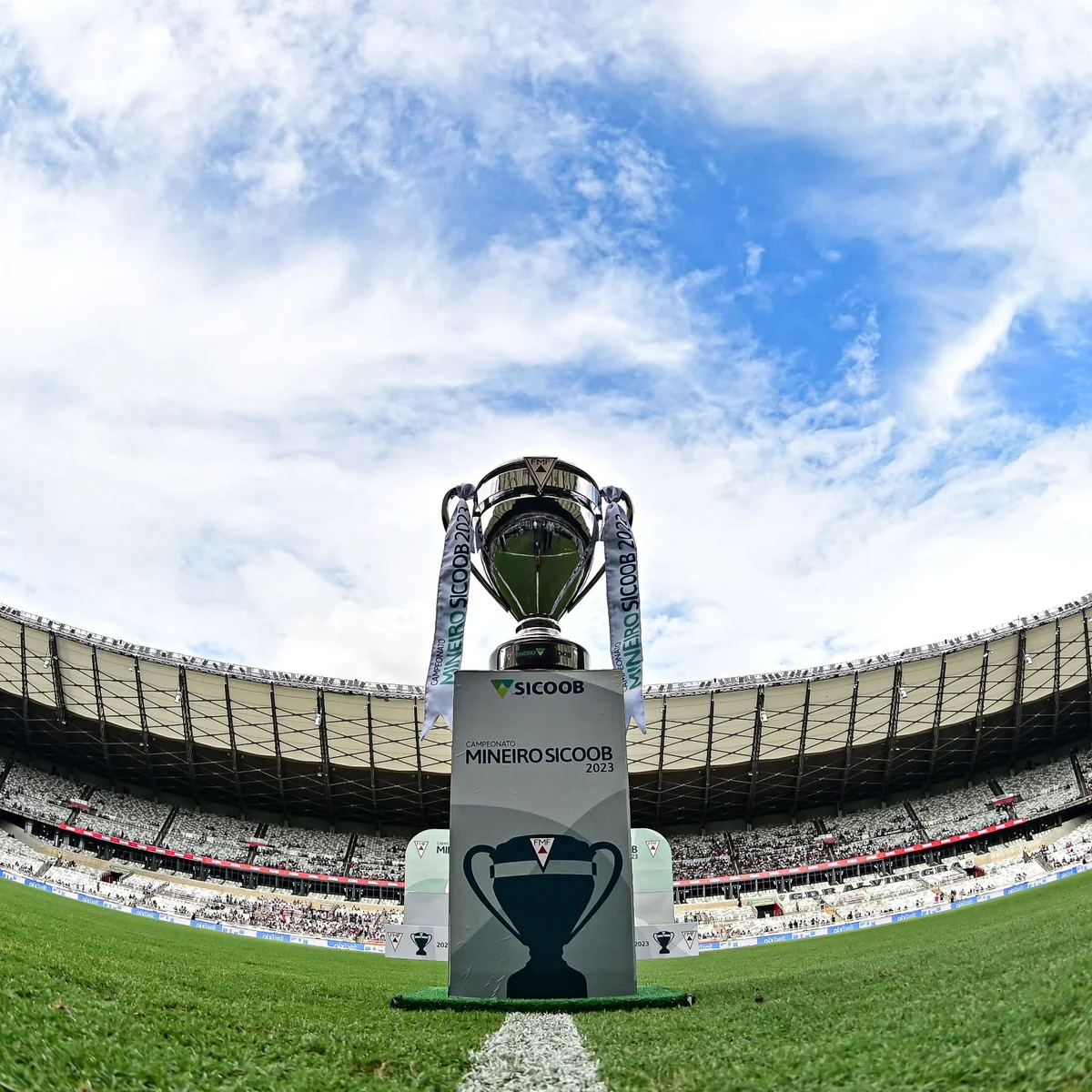 Campeonato Mineiro divulga grupos e retorno da final com dois jogos