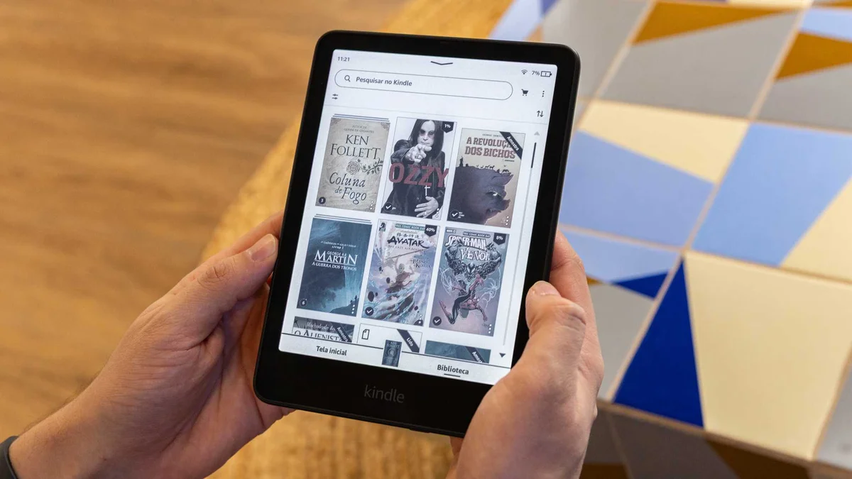 Imagem da matéria: Amazon faz queima de Kindle com tela colorida e dá R$ 480 de desconto; parcela em 10x
