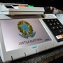 Mudança de local de votação entre escolas a 700m uma da outra divide eleitores na zona norte de SP