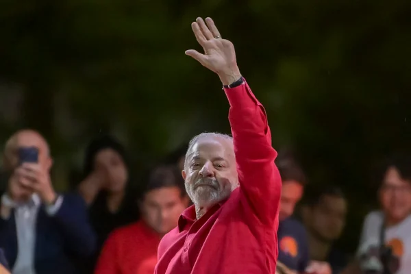Lula bate próprio recorde e é o presidente mais votado da história do país - destaque galeria
