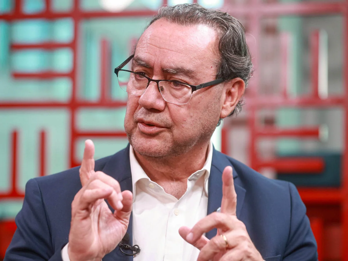 Augusto Cury parabeniza Lula, mas critica 4º mandato: “Dificulta renovação”