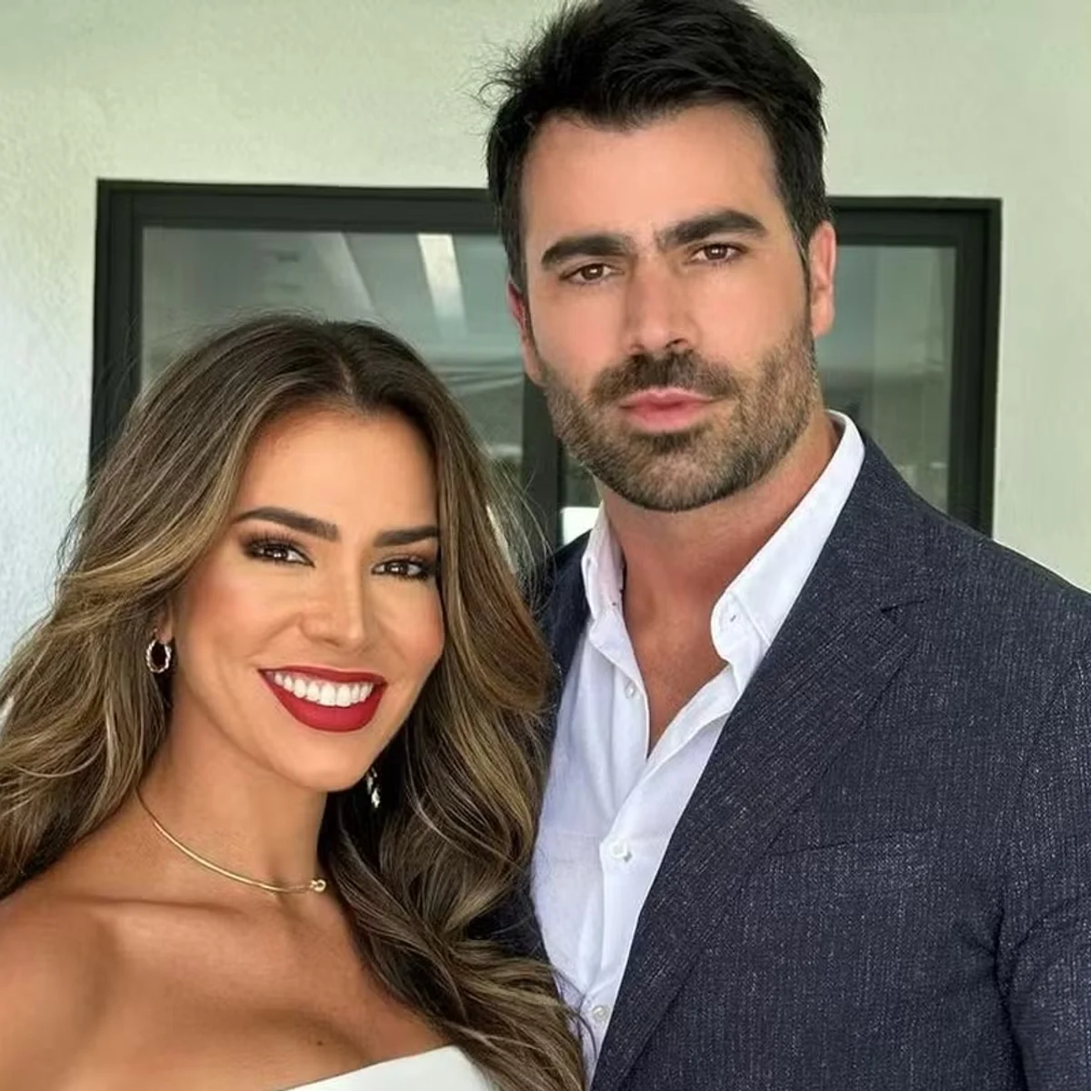 Adriana Sant'Anna tem contas bloqueadas por dívida de R$ 1 milhão do marido