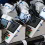 Mudança de local de votação entre escolas a 700m uma da outra divide eleitores na zona norte de SP